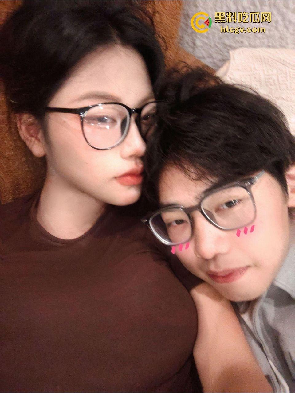 高冷御姐女友【周柯】调教日常！天天舔黑丝、被当狗训，哥们这是炫耀还是受虐？-5